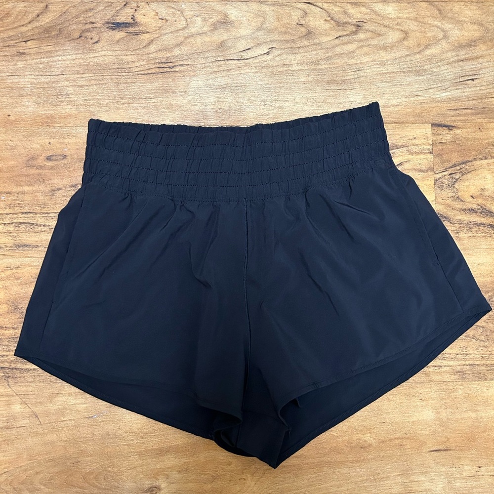 black aerie shorts